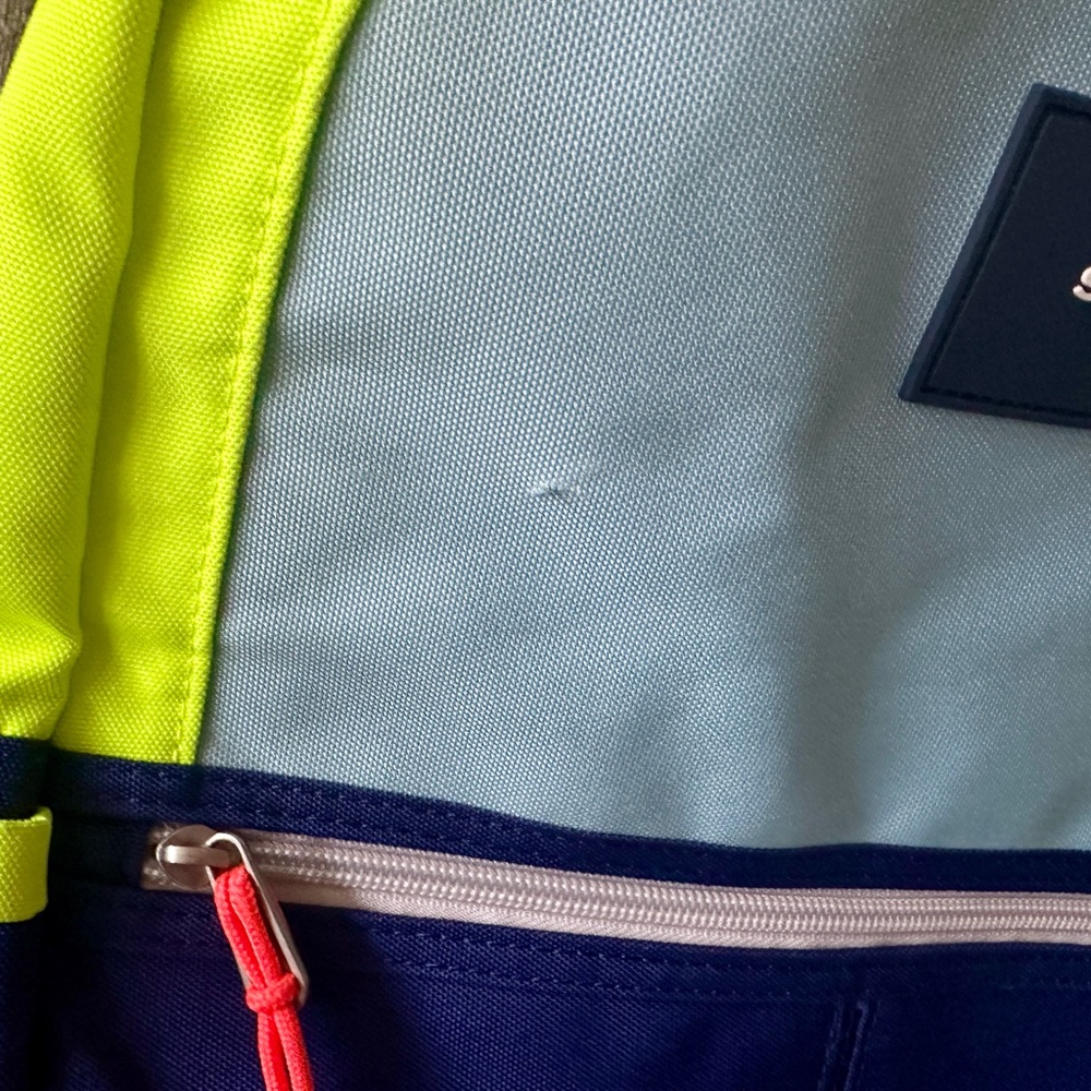 STATE Bags | Kane Backpack + Rodger’s Lunchbox Bundle | Navy/Neon - Picture 3 of 8
